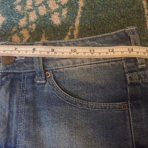 BDG High Rise Erin Shorts - Picture 4 of 6